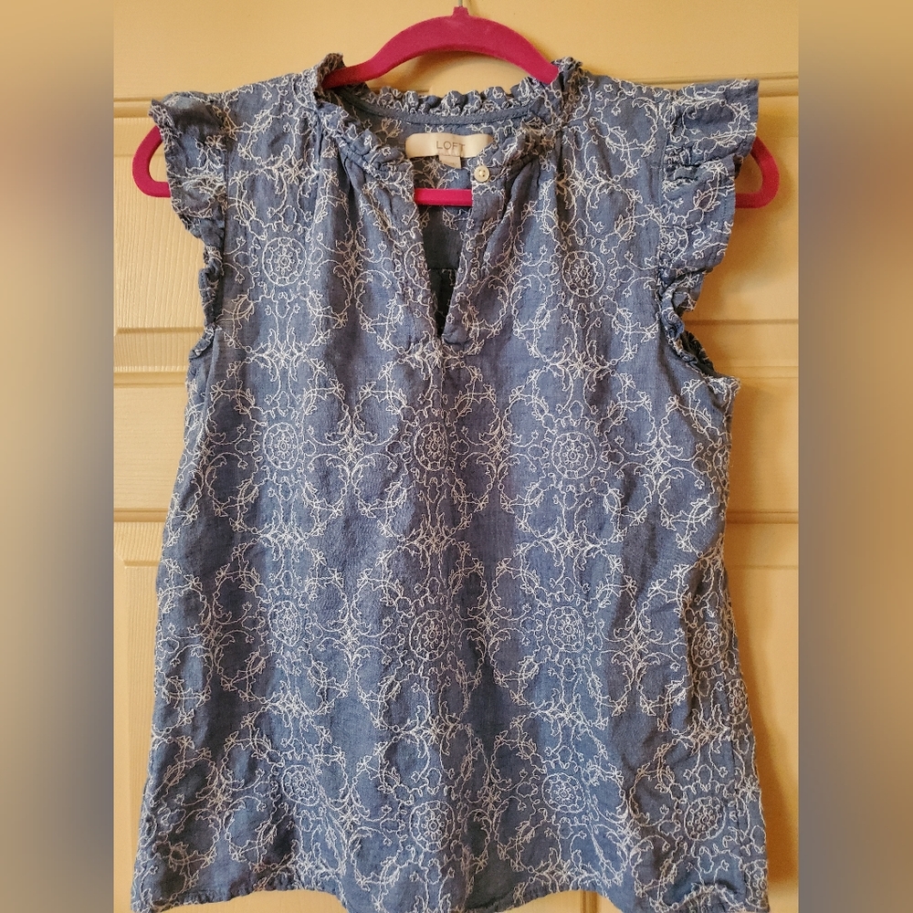 Ann taylor loft embroidered top